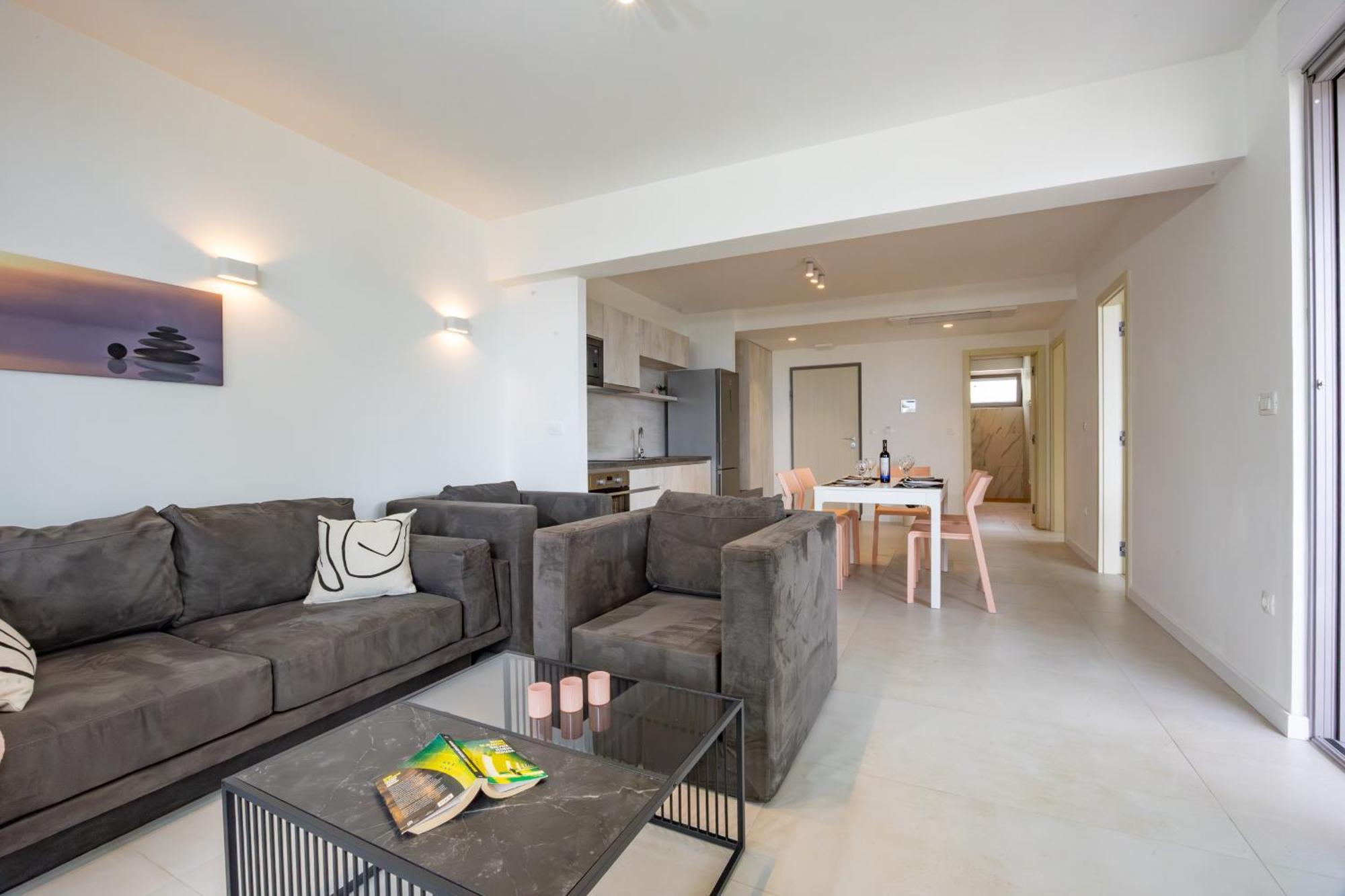 Beachfront Sunrise Srzic Apartman *